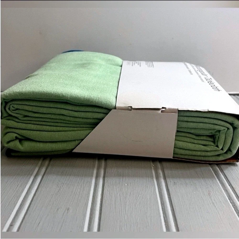 Room Essentials Rectangular Tablecloth Light Green Blue Trim Cotton 60 X 84 New